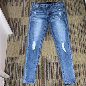 Mid rise ankle skinny jeans
